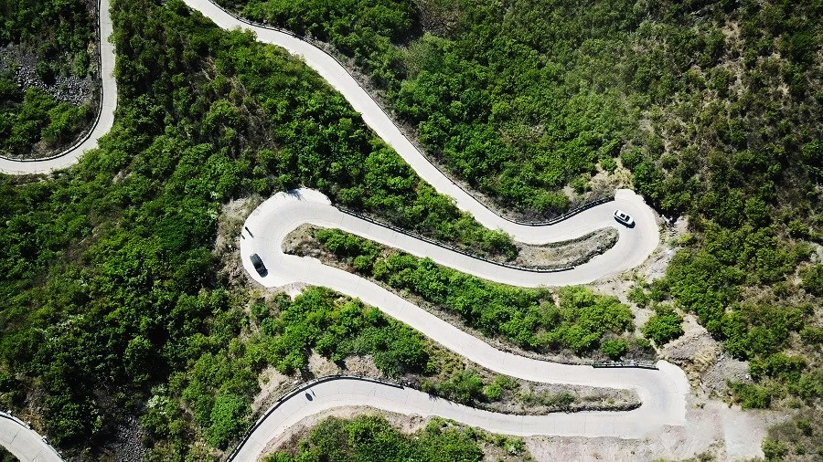 阳光使者 | 绿树村边合,青山郭外斜的小山村