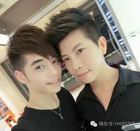 90后帅哥斜庞克铲青一边发型,发型帅气!张杰时尚2017图片