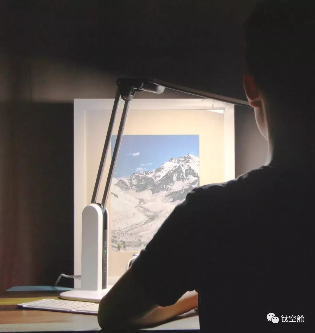 开学季如何给孩子挑选一个无蓝光频闪危害又安全护眼的台灯？ | 智慧星球