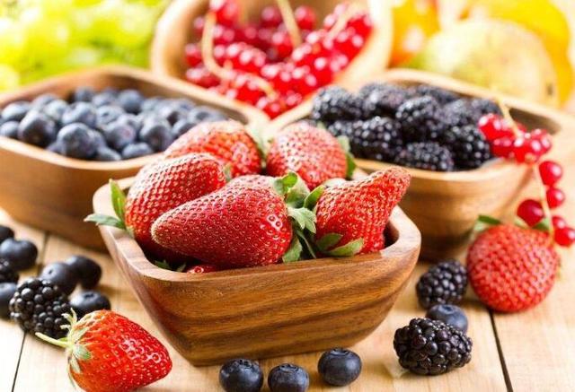 水果食用时间表,吃对了才会营养加倍!但要避开吃水果减肥误区!