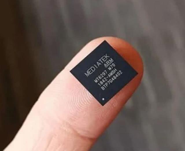 高通和华为在芯片和5G上展开竞争，最后反而是联发科没落了