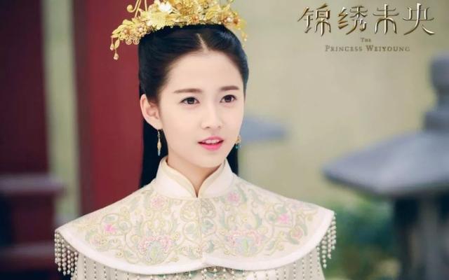 新《倚天》赵敏终于上线！颜值低缺少灵气，被吐槽像丫鬟？