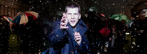 颠覆牛顿定律，水滴脱离地心引力逆流而上， 这台时光沙漏净化器逆了天了｜智慧星球