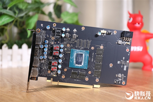 微星GTX 1660 Ti GAMING X 6G魔龙拆解图赏