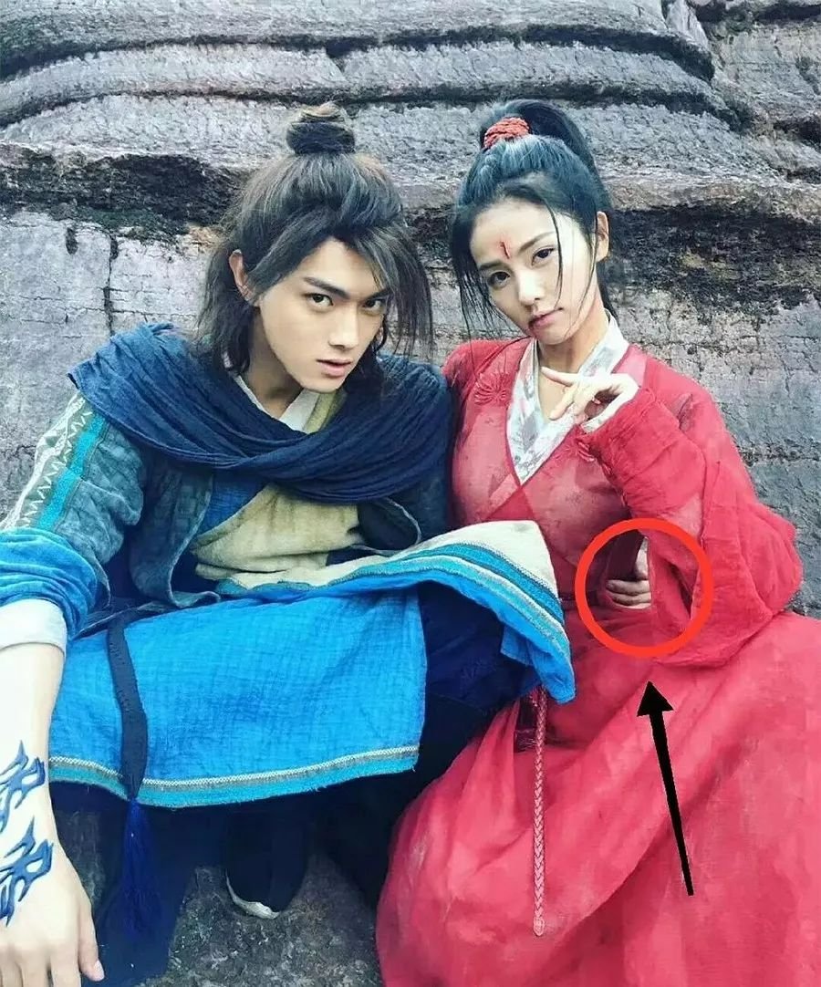 自曝换头的彭王者也是许凯的前任？让众女友撕X的家暴男劈腿史有点多呐…