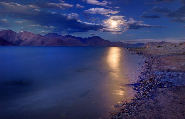 印控克什米尔的拉达克:看了你就知道它有多美