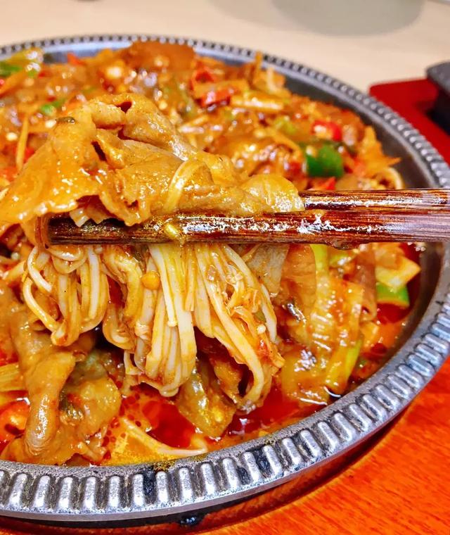 一碗米村拌饭,正宗朝鲜族风味,长春这家让我总是惦念,真是香