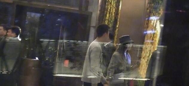 秦岚与神秘男子牵手疑有新恋情，工作室紧急发声明澄清