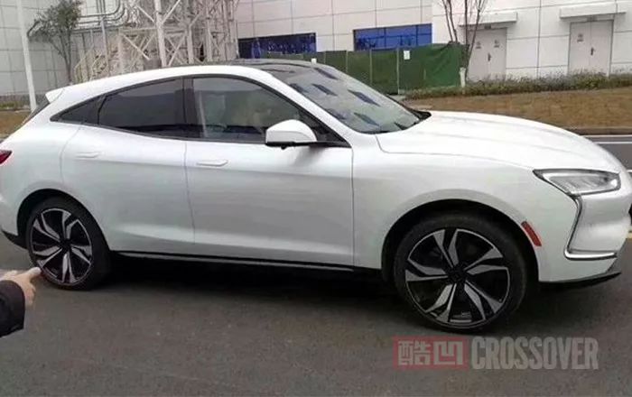 迎战model y 金康汽车金菓 sf5量产版实拍