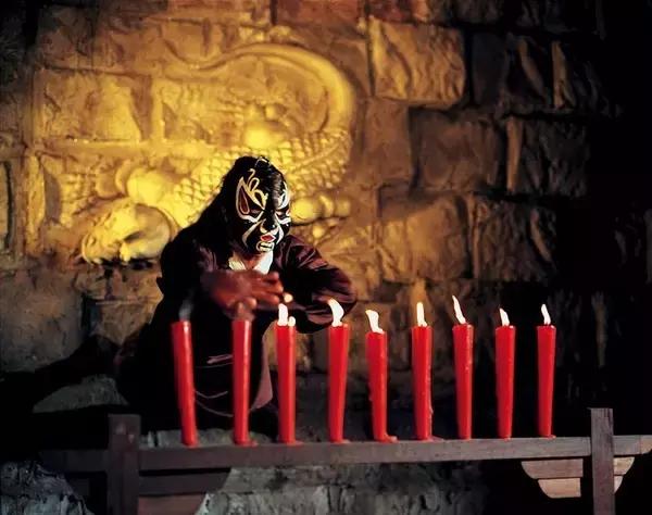 它是邵氏公司最怪异的武侠片,备受老外推崇,一招一式透露邪气!