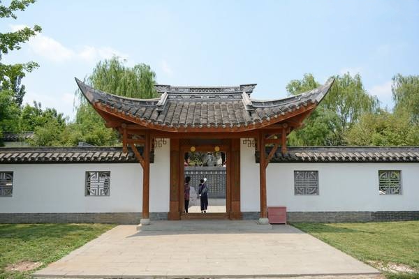 仿古门楼