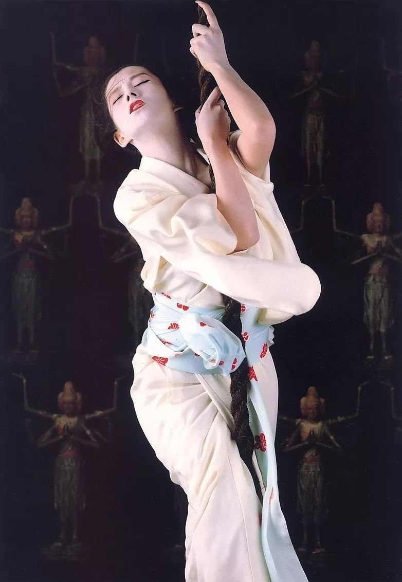 这四位冷门鬼魅颜，才称得上风情万种真尤物