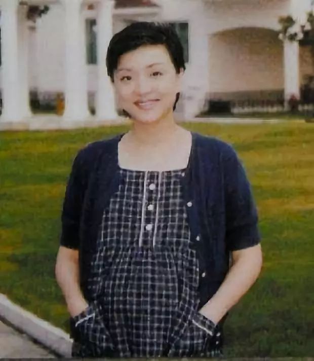 杨澜:“我付出30年青春,才有跟美国总统喝咖啡的机会!”
