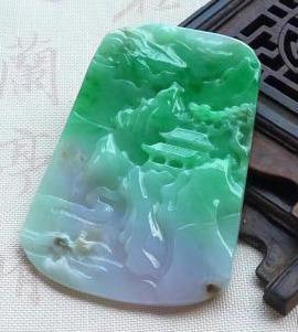 翡翠山水牌意境深远的的寓意