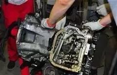 汽车油底壳干式与湿式到底有什么不同