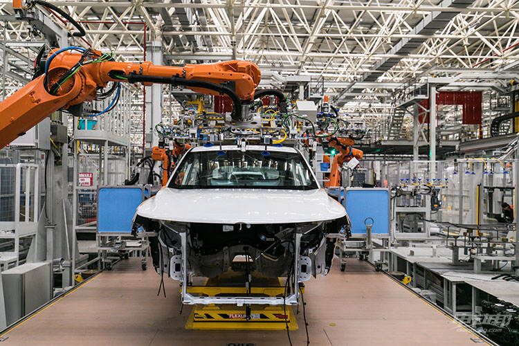 玻璃装配机器人