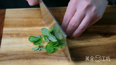 菠萝有100种吃法，但这种你一定没试过！