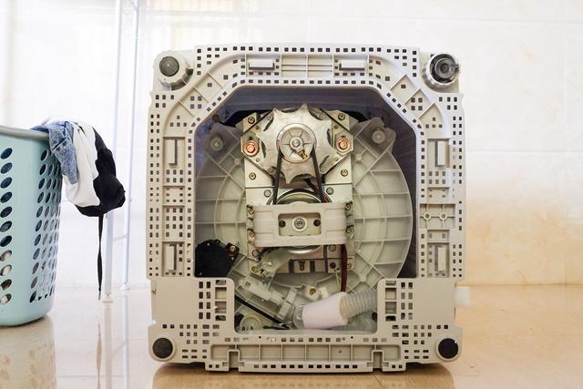 法乐5kg波轮洗衣机体验:专为小两口打造的定制小容量洗衣机!