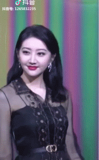 她一下子胖了这么多？