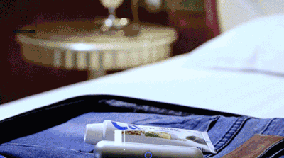 每天用的牙刷竟然有上百万细菌......怎么办？