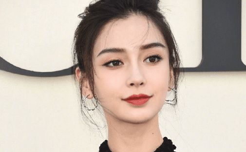 苦恋过谢霆锋的这位美艳女星，嫁入豪门后逐渐“消失”…