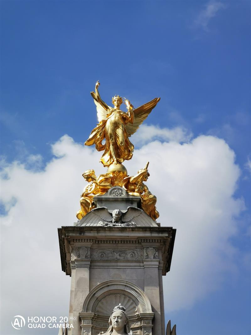 DxO全球第二！荣耀年度最强拍照旗舰荣耀20 PRO首发上手体验