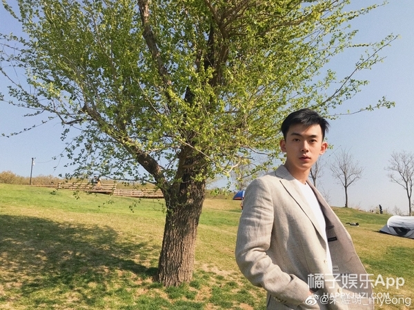 这些民间帅哥要是参加选秀，各个都能出道吧？