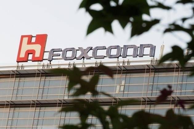 【虎嗅早报】阿里巴巴考虑在香港二次上市，筹资200亿美元；恒基地产董事会主席兼总经理李兆基退休