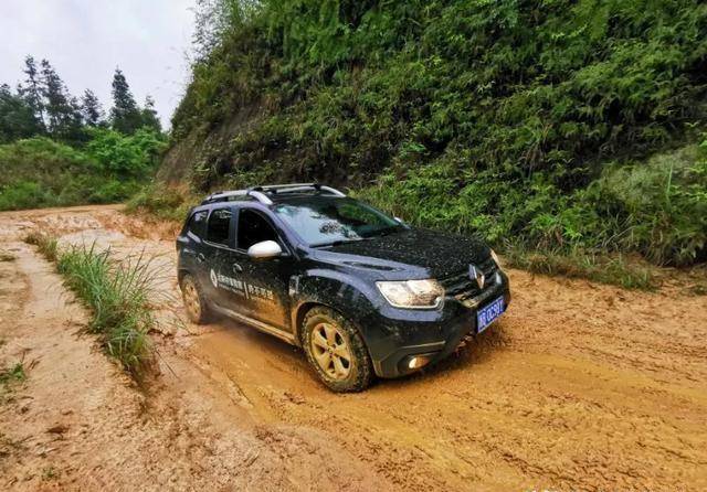 泥泞道路,畅通无阻-2019款达斯特冒险家越野挑战!