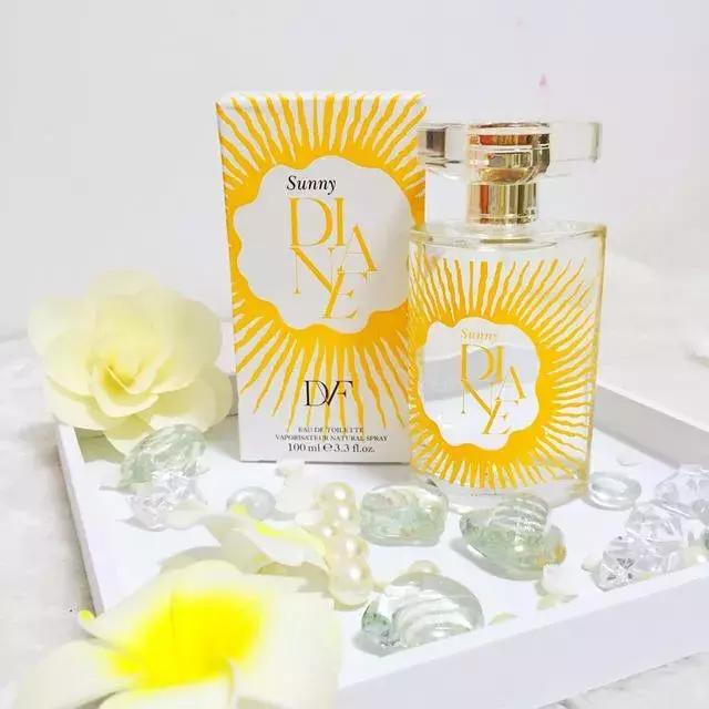 你穿过“裹身裙”吗?DVF是“裹身裙”的创造者