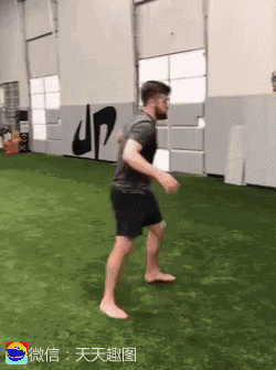 中国娱乐搞笑第一平台 凤凰精品 百思不得姐