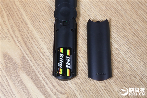 扔掉遥控器！坚果J7S智能投影仪图赏