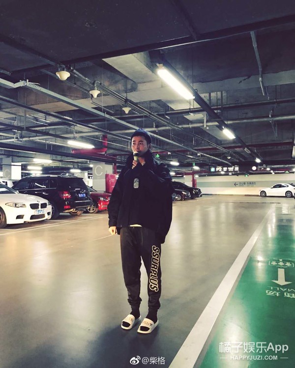 还记得《落跑甜心》里的柴格吗？他现在长这样啦！
