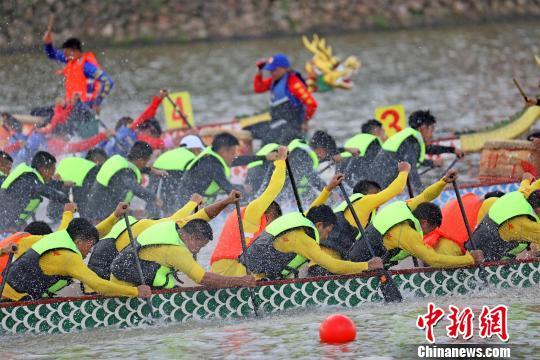 2019广东省龙舟锦标赛在茂名举行