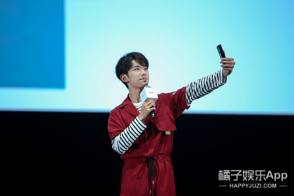 潮拍神器，华为nova5系列开启自拍流行新趋势