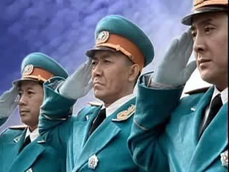 大明星敬军礼谁最标准?没想到竟是王宝强老师,与军队渊源颇深