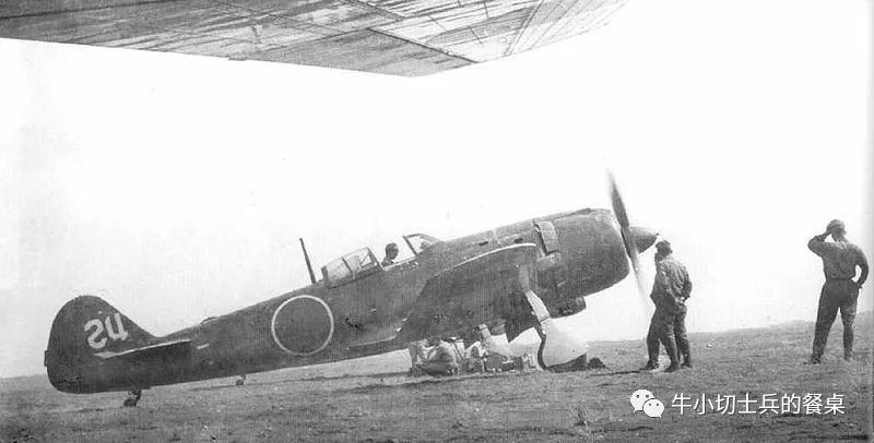 横田基地 374th AIRCRAFT MAINTENANCE ガンダム パッチ 横田基地に配備