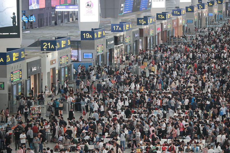 中国最繁忙高铁车站迎来第4亿名旅客