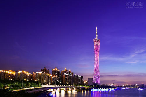 广东必去的打卡点，广州著名的旅游景点，人称“小蛮腰”