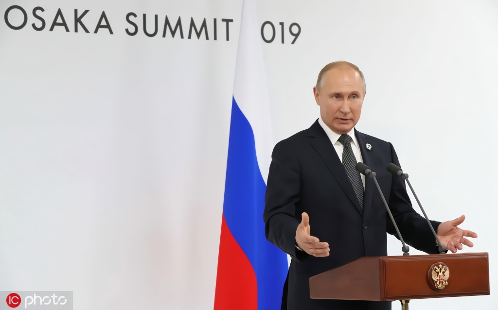 在G20峰会记者会上，普京：自由主义正反噬自身