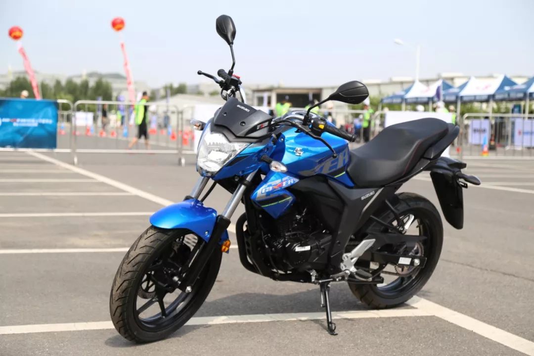 国内刚上市,国外出新款?新款铃木极客飒155街