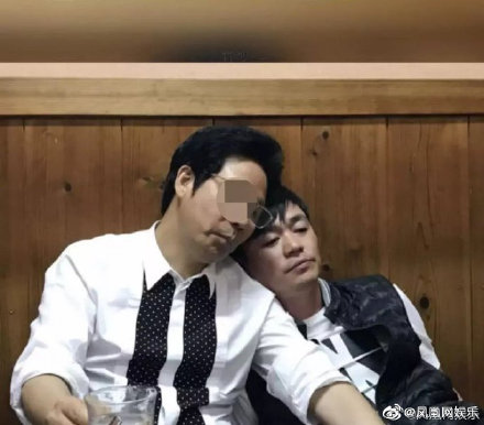 35岁王宝强近照曝光，颓废憔悴瘦到认不出，网友：苍老了好多