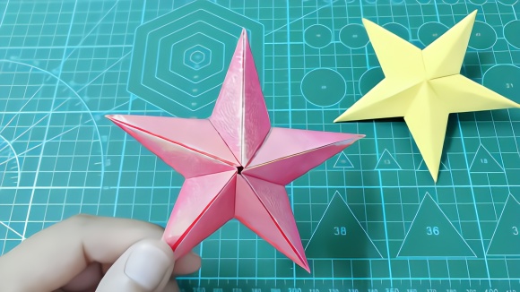 简单立体3d五角星,童年经典折纸星星,手工折纸教程