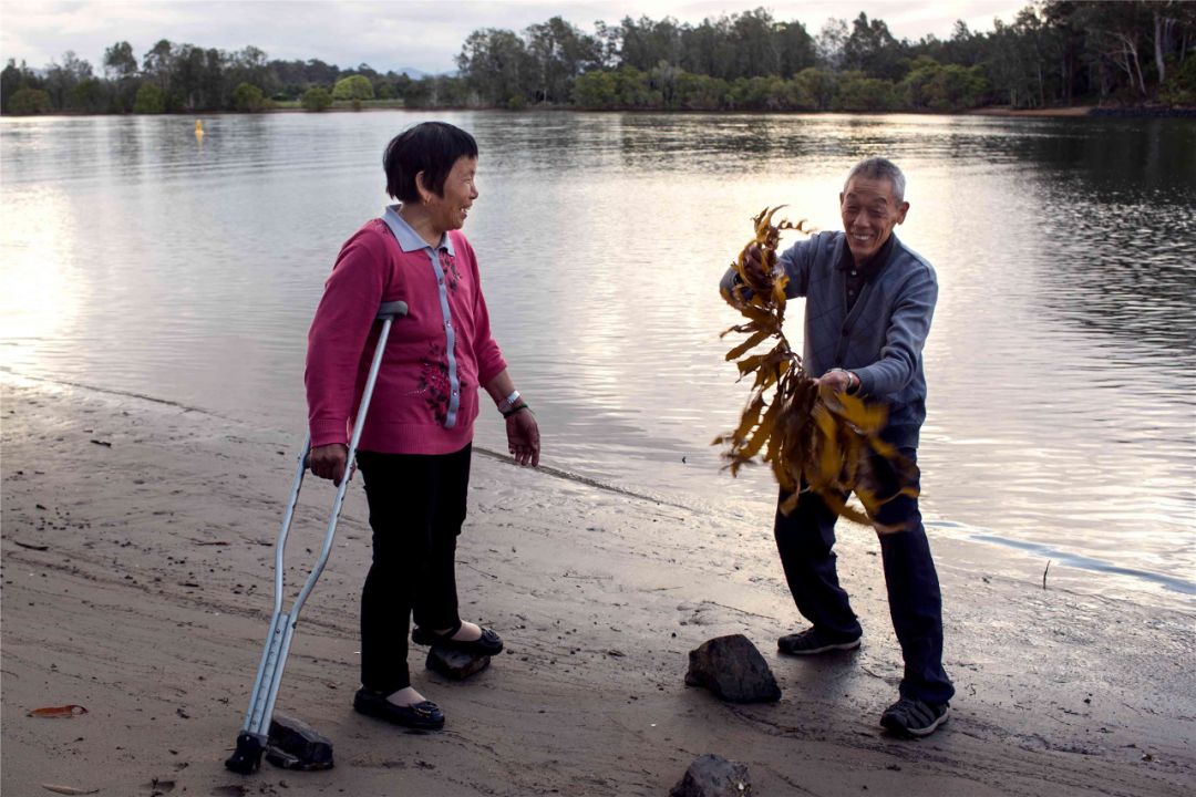 70岁患癌,他从南半球的8000米高空跳下,奇迹发生了……
