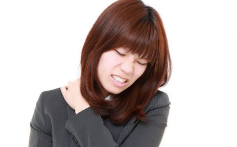 如何预防颈椎疼痛 怎么治疗颈椎疼痛 颈椎疼痛怎么办