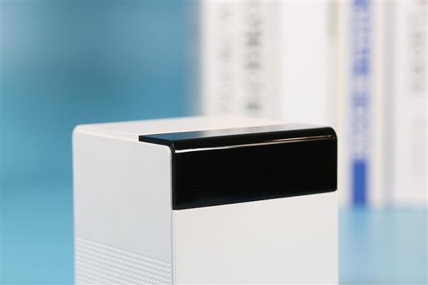 当贝超级盒子B1全面评测：开机无广告 机皇不卡顿