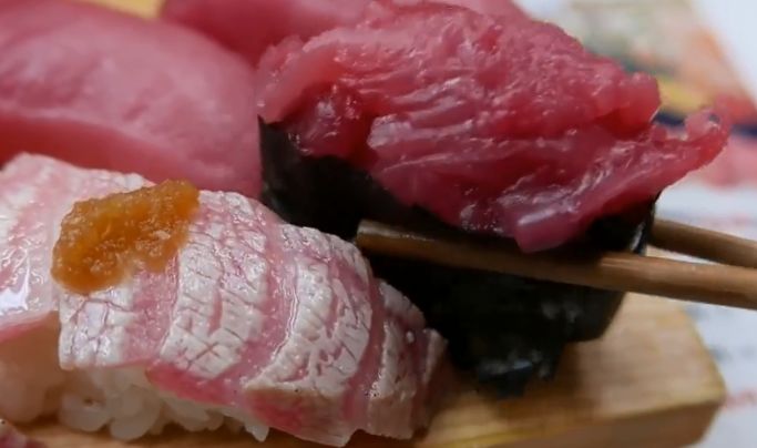 1勺25万的顶级食物!我居然吃到了