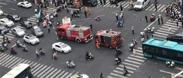 遇到油门当刹车、司机“发疯”失控，不要尖叫，你可以这样自救