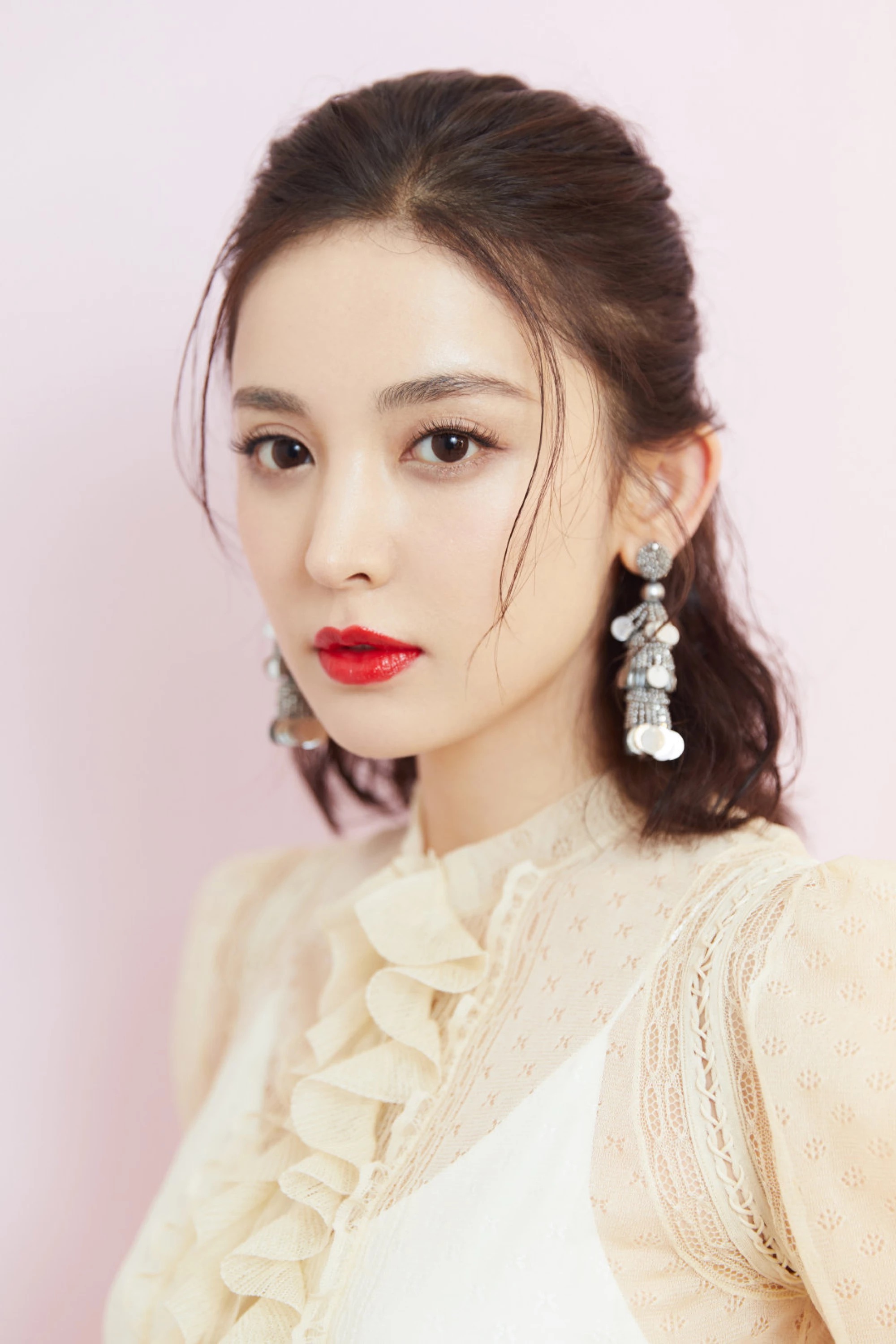 这几位女星五官精致气质出众,完全就是小说女主脸啊