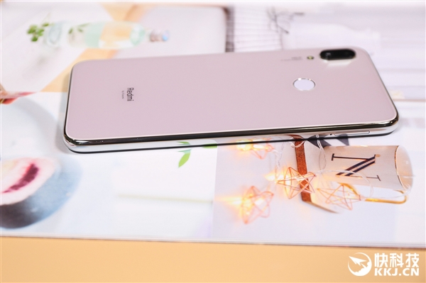 皎洁似水中月！红米Note 7 Pro镜花水月图赏